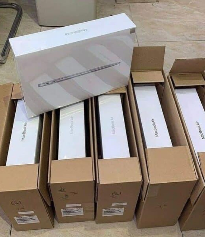 Macbook Air Wholesale | Macbook Liquidation Sale | Bulk Macbook