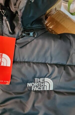 Buy a pallet of winter jacket liquidation pallets at unbeatable prices. High-quality, brand-new jackets for resellers. Fast shipping, great profits! | Bulk Winter Jackets for Sale