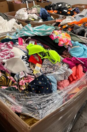 Wholesale women clothes pallets