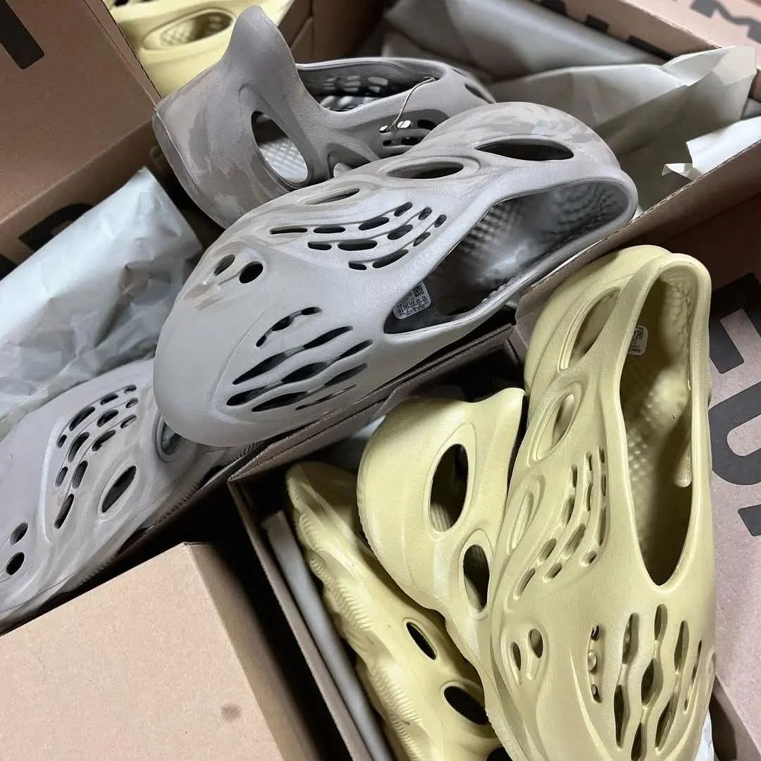 wholesale yeezy shoes pallets for sale