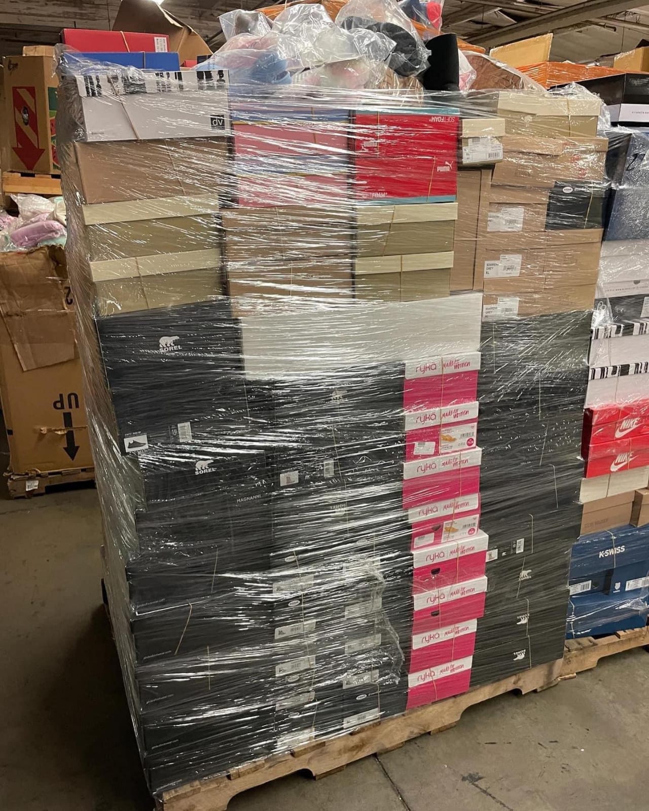Sneakers shoes pallet wholesale