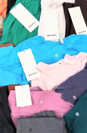 Wholesale lululemon clothes pallets