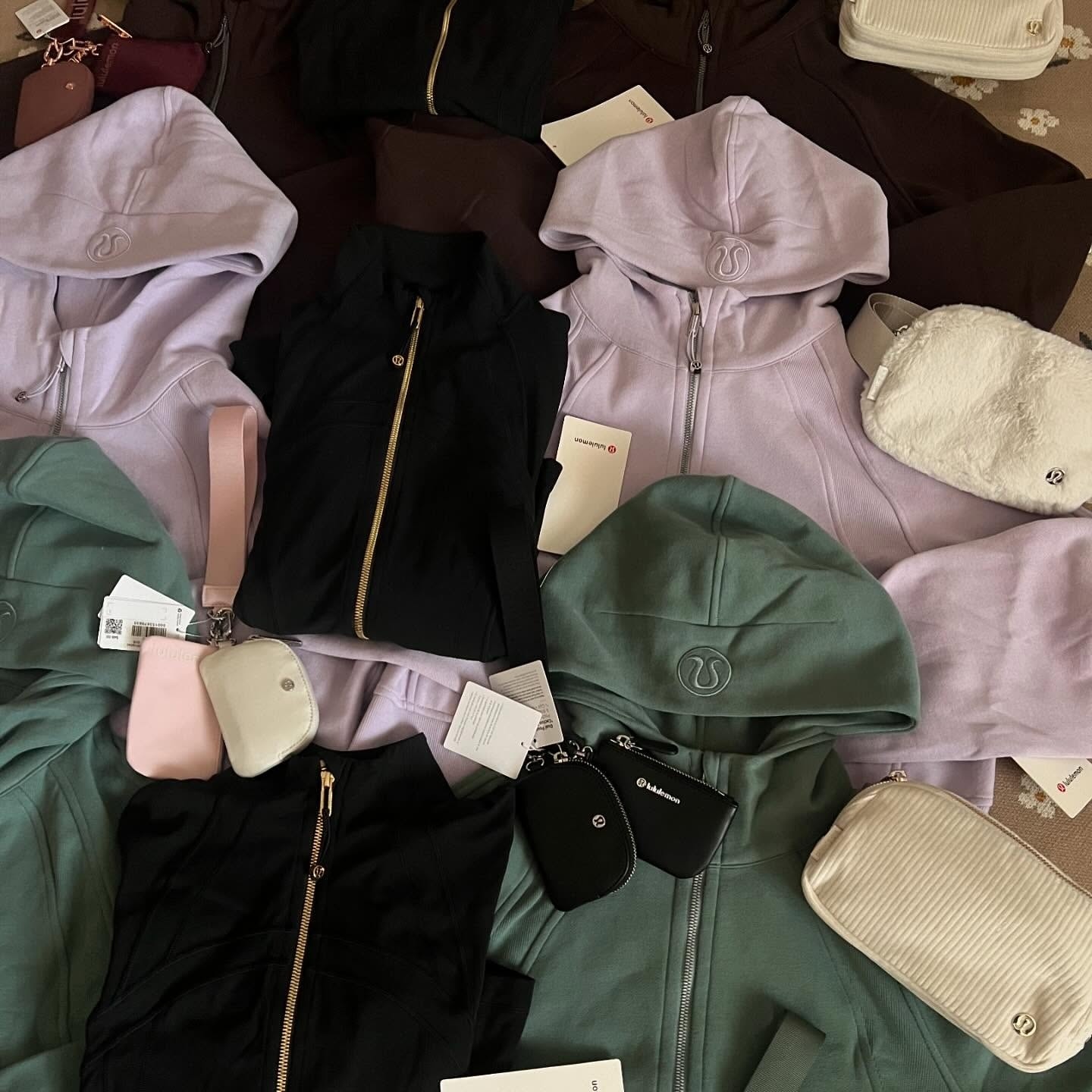 Wholesale lululemon clothes pallets