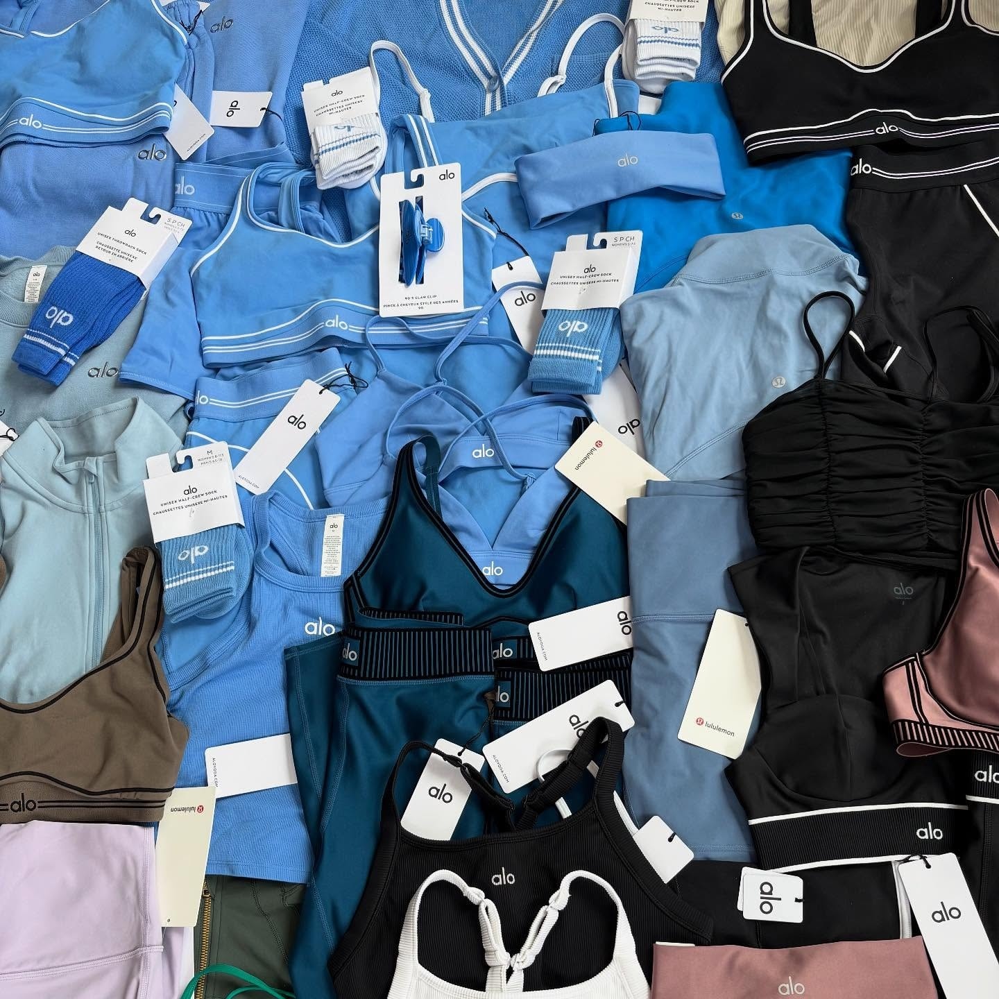 Wholesale lululemon clothes pallets
