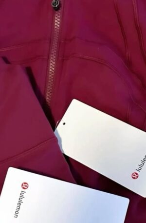 Wholesale lululemon clothes pallets