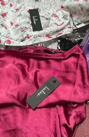 Buy lulus clothes liquidation pallet for sale online