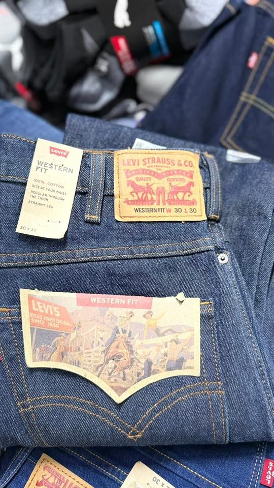 buy wholesale levi jean clothings-pallets for sale