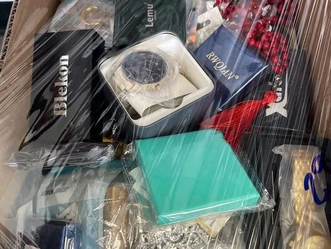 wholesale jewelry liquidation pallets for sale