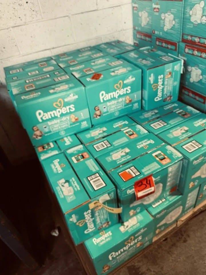 Bulk Pampers Daipers pallets - Image 7