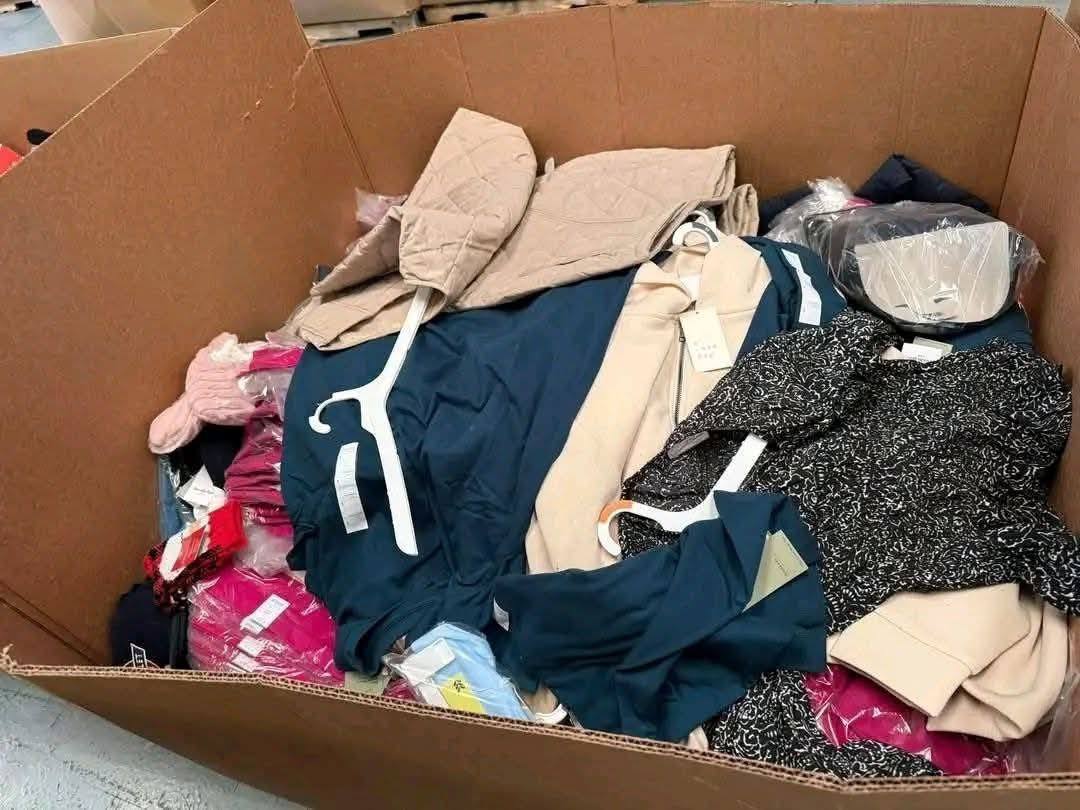 target clothing pallets wholesale for sale