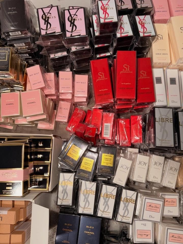 Wholesale mini perfume pallets