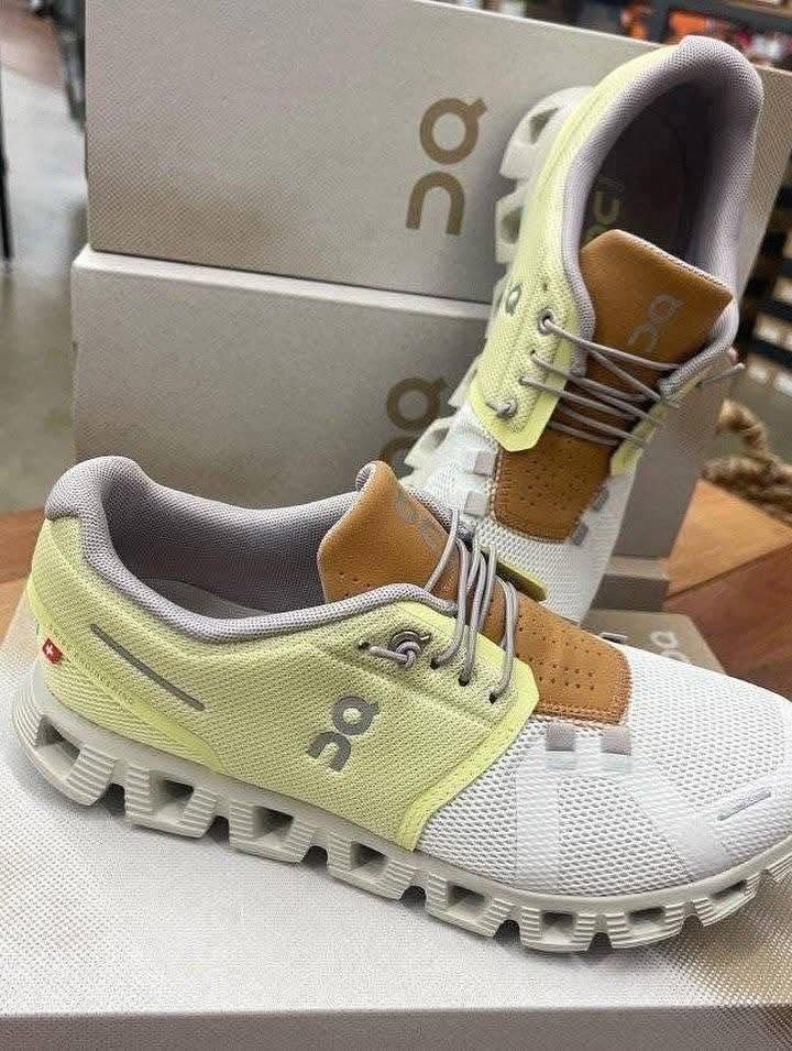 bulk On cloud Shoes liquidation pallets for sale