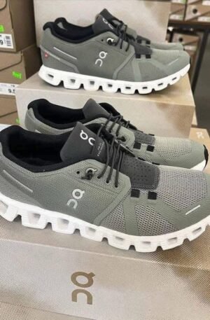bulk On cloud Shoes liquidation pallets for sale