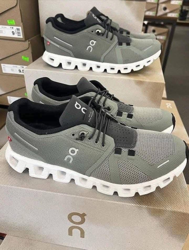 bulk On cloud Shoes liquidation pallets for sale