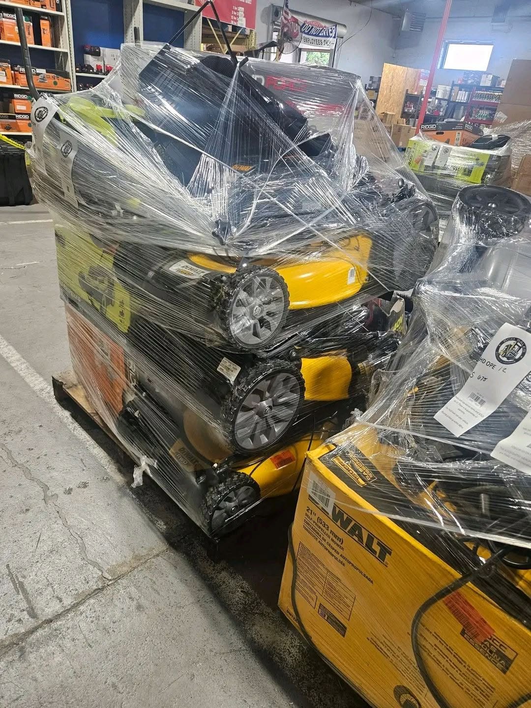 Lawn mowers pallets wholesale for sale