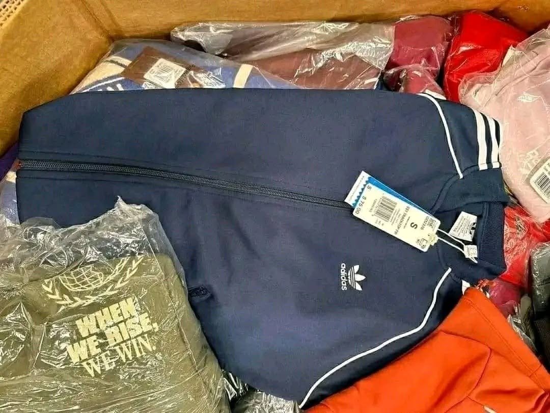 Athletics Clothes Liquidation Pallets for sale