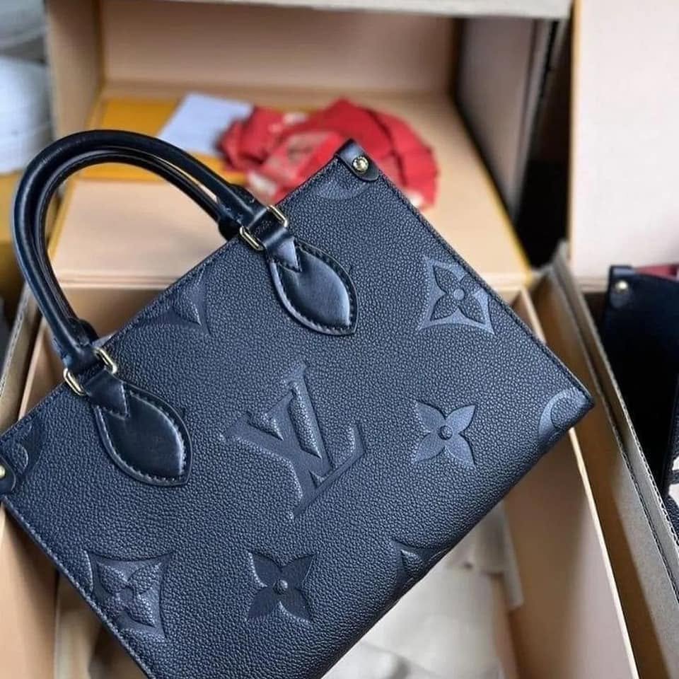 Louis Vuitton Handbags Wholesale Pallets - Image 7
