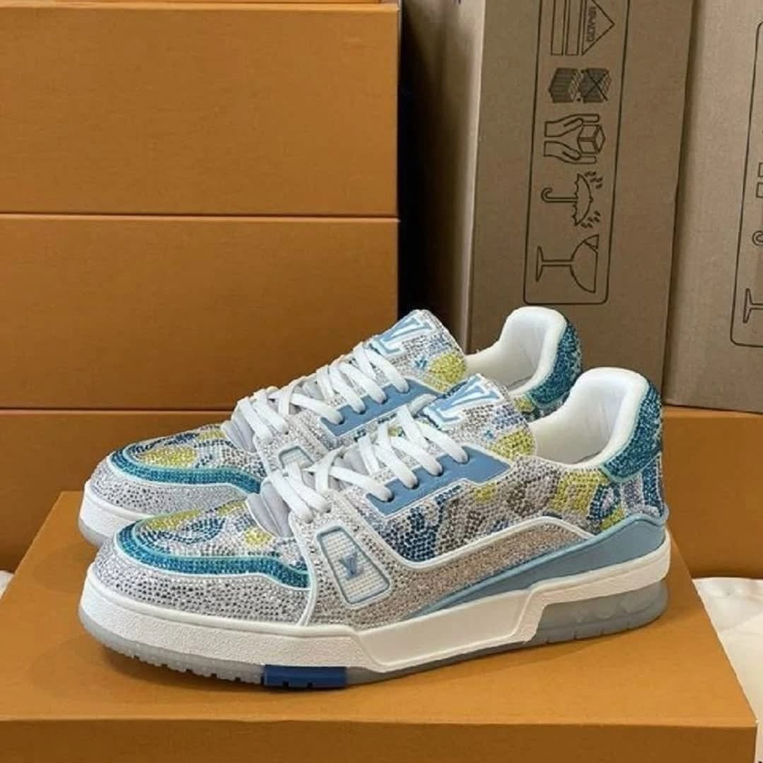 Louis vuitton sneakers shoes pallets for sale