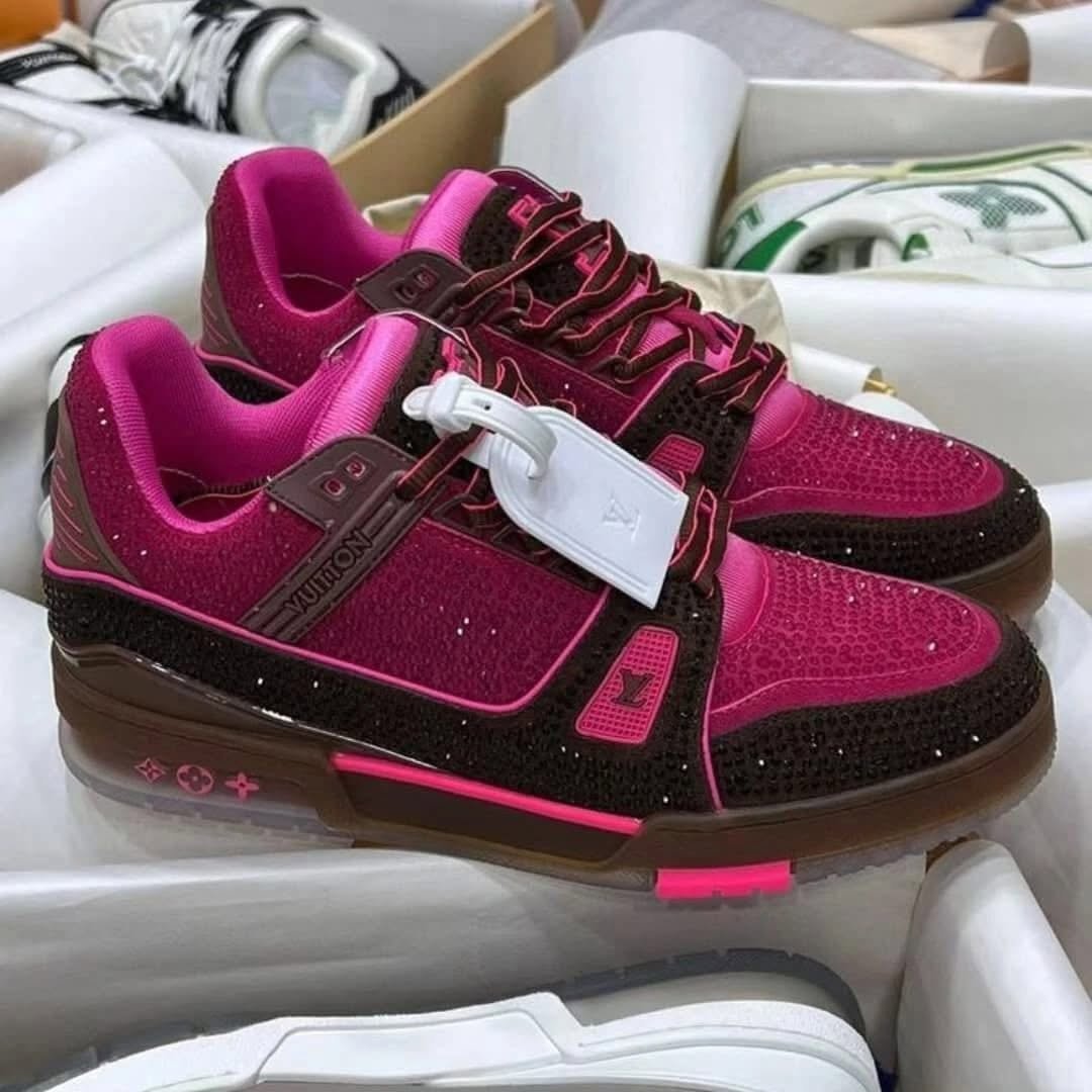 Louis vuitton sneakers shoes pallets for sale