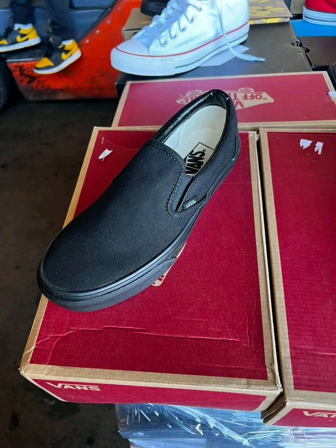 Buy Converse Shoes Wholesale Pallets