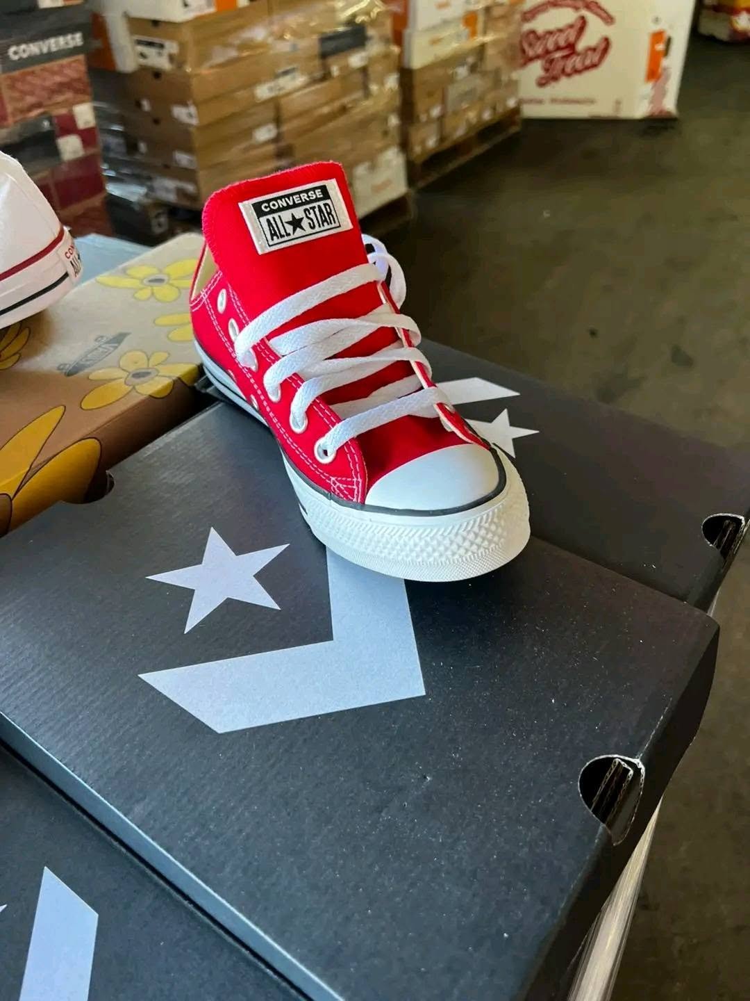 Buy Converse Shoes Wholesale Pallets