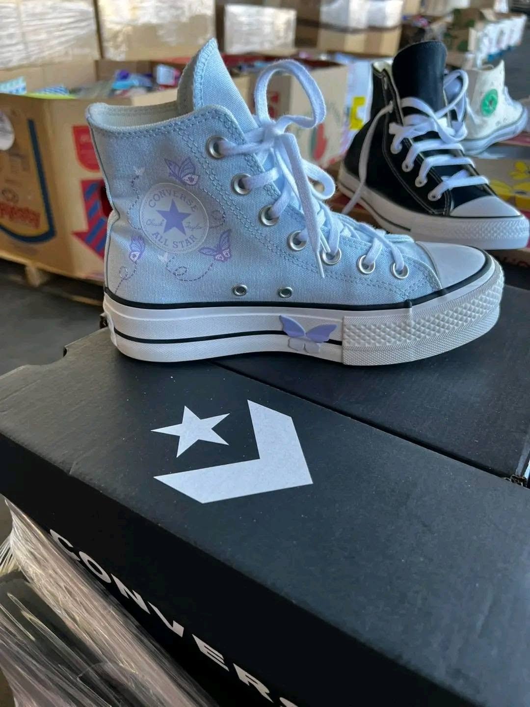 Buy Converse Shoes Wholesale Pallets