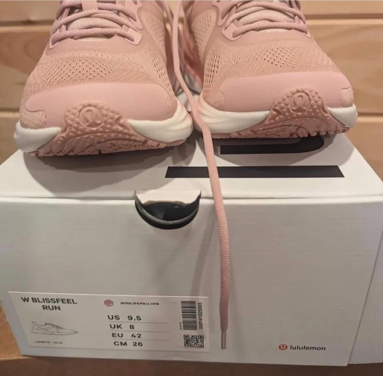 Lululemon Shoes Pallet Wholesale With 100 Pairs