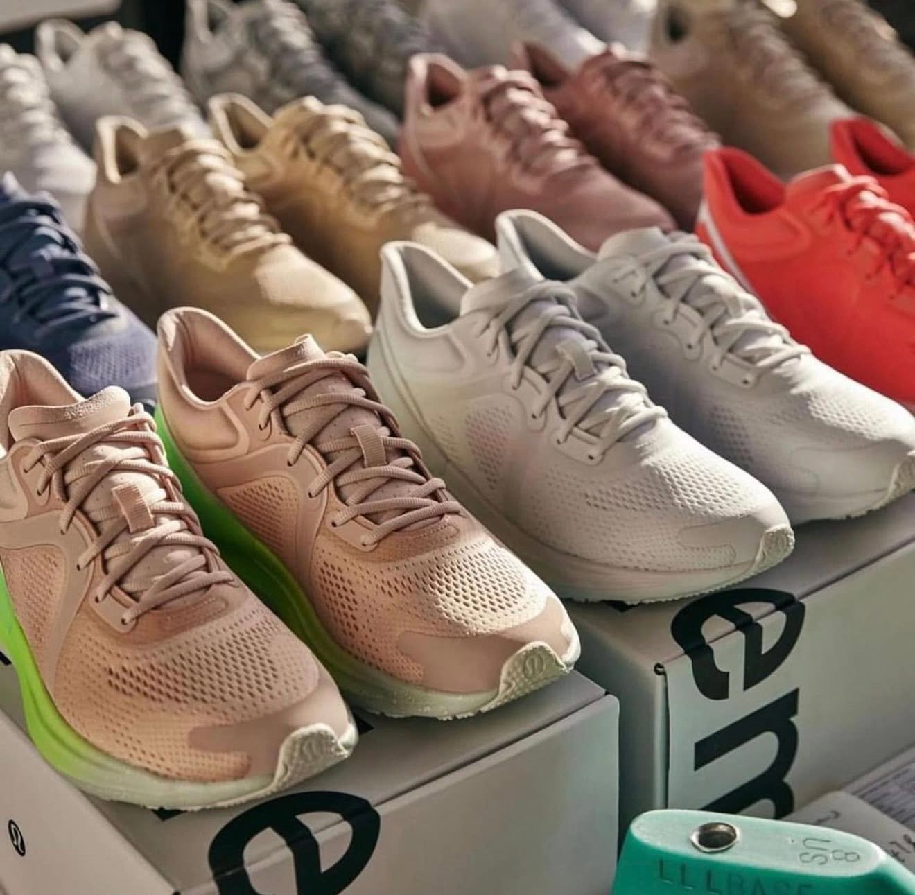 Lululemon shoes pallet for sale