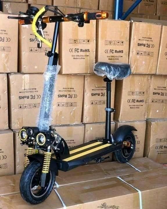 Electric scooters pallet wholesale for sale